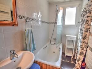 Chalet rénové à Morzine avec 5 chambres, parking et WIFI - FR-1-524-3