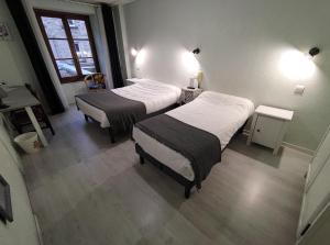 Hotels Hotel du Lion Vert : photos des chambres