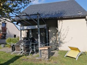 Rivière & Cottage 4 étoiles en Auvergne - Cantal Auvergne - Valette & Riom PR