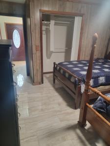 two story cabin at reelfoot