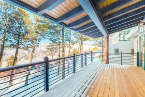 Red Sky Luxury Retreat