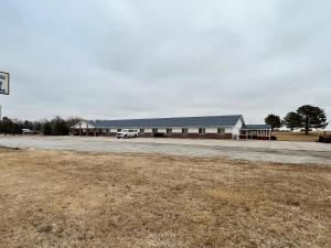 The Trail Inn - Sutton, Nebraska - US-6 HWY