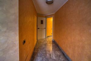 Apartment mit Balkon