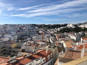 Beachfront 2 bedroom apartment