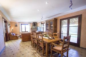 Catalunya Casas Incredible secluded villa, just 11km from Beach!