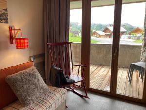 Appartement spacieux et confortable, accès direct aux pistes, 7 pers. - FR-1-634-8