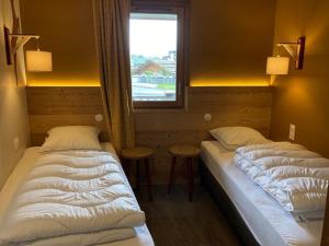 Appartement spacieux et confortable, accès direct aux pistes, 7 pers. - FR-1-634-8