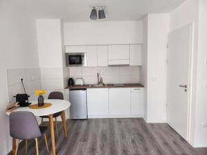 Alice Central Apartment