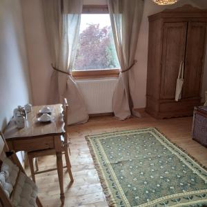 B&B / Chambres d'hotes LES DAMES DE LA SAUGIAT : photos des chambres