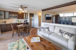Unit #55 1 Bedroom 1 Bath City View room in Regency On Beachwalk Waikiki By Outrigger