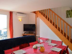 Villa 3 pièces climatisée avec parking et animaux acceptés à Saint-Pierre-la-Mer - FR-1-229D-614