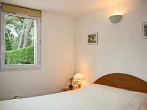 Maison de Vacances à La Tranche-sur-Mer avec Piscine, à 350m de la Plage, 4 Couchages - FR-1-22-170