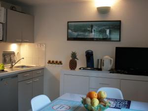 Maison de Vacances à La Tranche-sur-Mer avec Piscine, à 350m de la Plage, 4 Couchages - FR-1-22-170