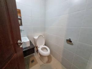 Cozy studio 5 min walk from Ayala, Cebu Business Park