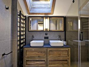 Penthouse Luxueux à Méribel avec SPA et Services Inclus - FR-1-613-32