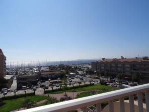 Duplex Climatisé à Hyères - Vue Mer - FR-1-335-179