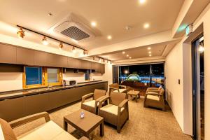 The Jade Hotel