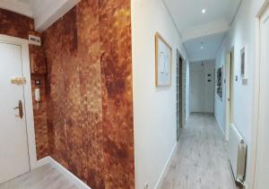 Amplio y bonito piso a pocos metros del centro