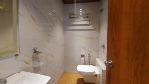 HOTEL RIGGA INN KOKILABEN DHIRUBHAI AMBANI Hospital