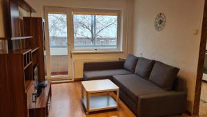 J&E NERIES Apartment IV