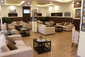 Weekdays Hotel