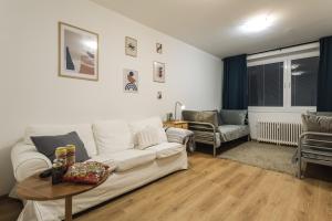 FLEXIHOME SK - Zborovska - garage Parking with electricity - 2 bedrooms