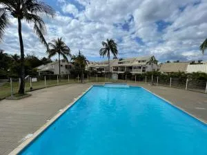 Villa la Playa pieds dans l'eau lagon + piscine - Filaos