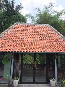 Villa Kamar Tamu Selomartani