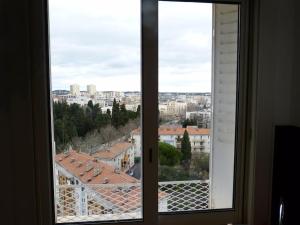 Appartements Chambre de bonne 8M2 10 minutes a pied de la gare Saint-Roch : photos des chambres