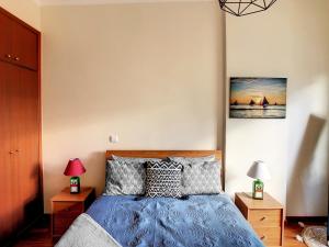 Theos Apartment by LovelyStay