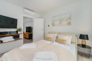 Sea Waves Apartament Resort & SPA 428B by Noclegi Renters