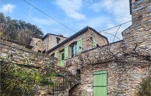 Maisons de vacances Nice home in Olargues with WiFi and 3 Bedrooms : photos des chambres