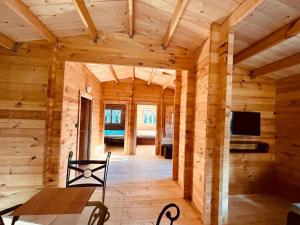 Chalets Chalet bois jacuzzi : photos des chambres