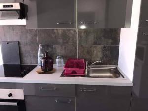 Au pied des gorges du blavet et à 20min des plages