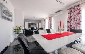 Amazing Home In Kastel Sucurac