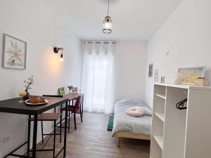 LE PARADIS FISCAL, 5min Bâle, parking privé