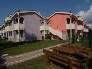 Comfy flat in a newly built holiday village