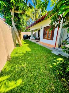 Lak Villa