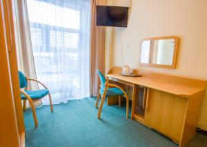 Deluxe Double Room with Balcony room in OWS Farys