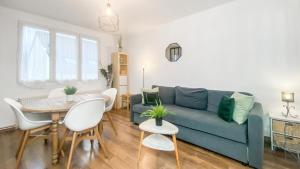 Appartements HOMEY HANNA - Au pied du tram / Parking gratuit / Balcon prive / Wifi gratuit : Appartement 2 Chambres