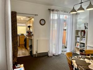 Entire holiday home in Blackpool with free parking and a private patio garden