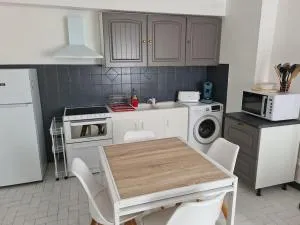 Appartement centre ville proche citadelle - 布尔塞弗朗