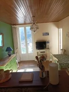 Lumineux 2 pièces à St Martin - 圣马丹韦叙比耶