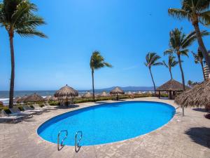 5 Star Lg 1 BDR Playa Royale Oceanfront-