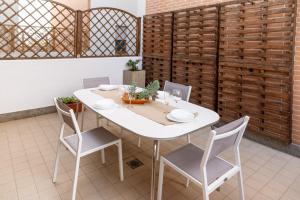 LOFT con Terrazzo - 3 min dalle Autostrade By followgreenhouserome