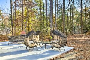 9 Mi to Ocean City Beaches Retreat with Patio