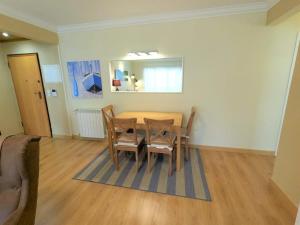 Carnaxide modern T1 apartment w balcony in Carnaxide Oeiras Lisbon