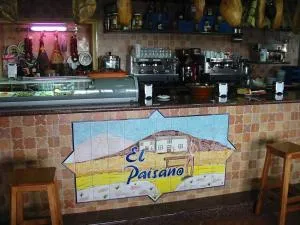 HOSTAL-RESTAURANTE EL PAISANO - Guadalema de los Quinteros