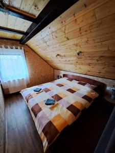 Holiday Home "Sleme" with jacuzzi, big garden and arbor with fireplace