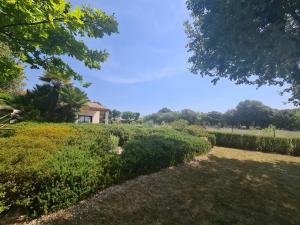 Villas Villa Les Fuseaux avec piscine chauffee a Grignan : photos des chambres